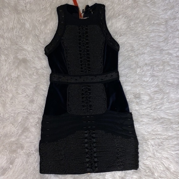 - Balmain by x H&M
Black Velvet Rope Cocktail Dress limited edition brand new - Picture 4 of 13